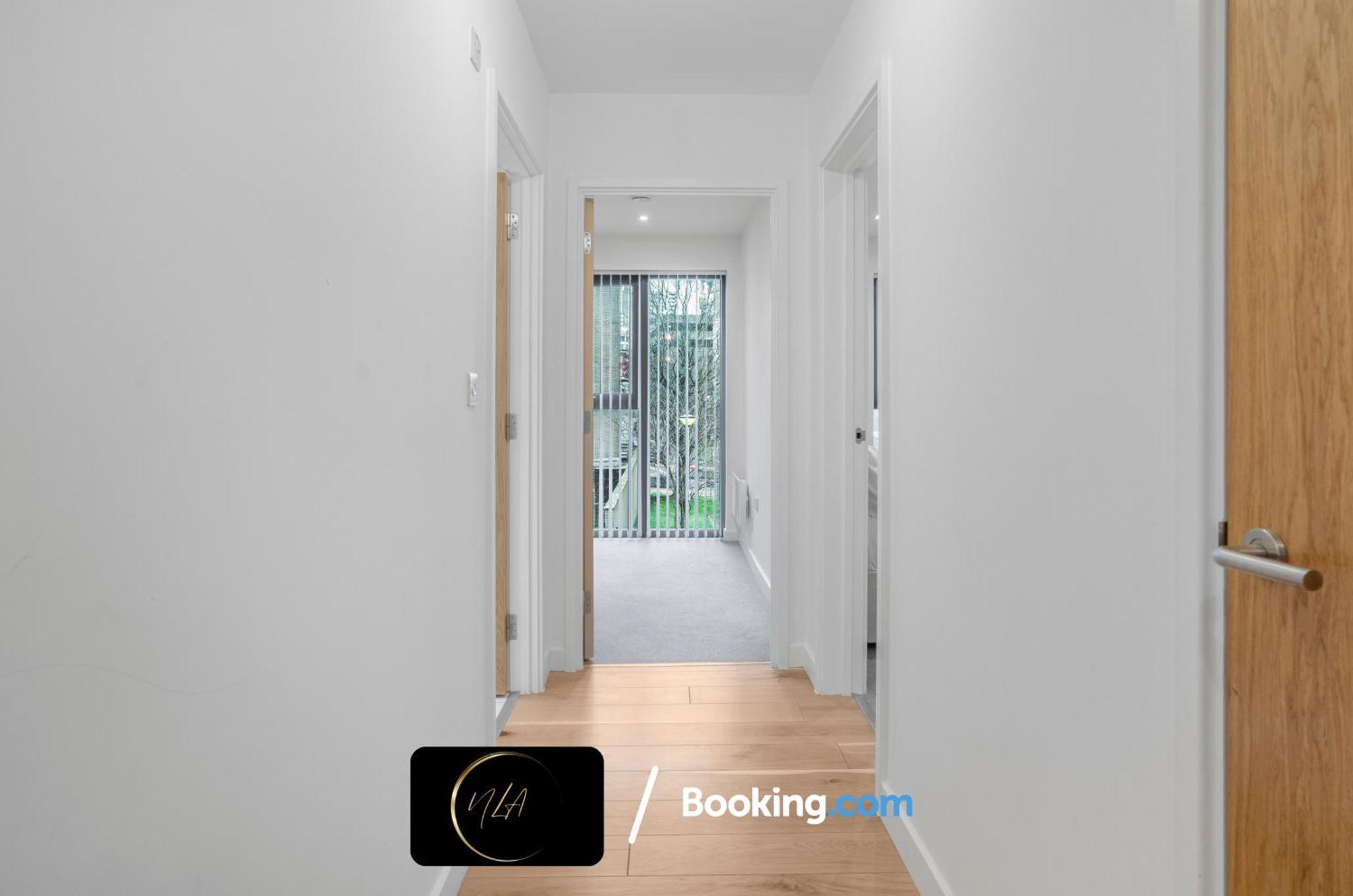 City Centre Apartment With Free Parking, 2 Bathrooms, Netflix And Wifi - Suitable For Contractors And Families - By Noor Luxury Accommodations 버밍엄 외부 사진