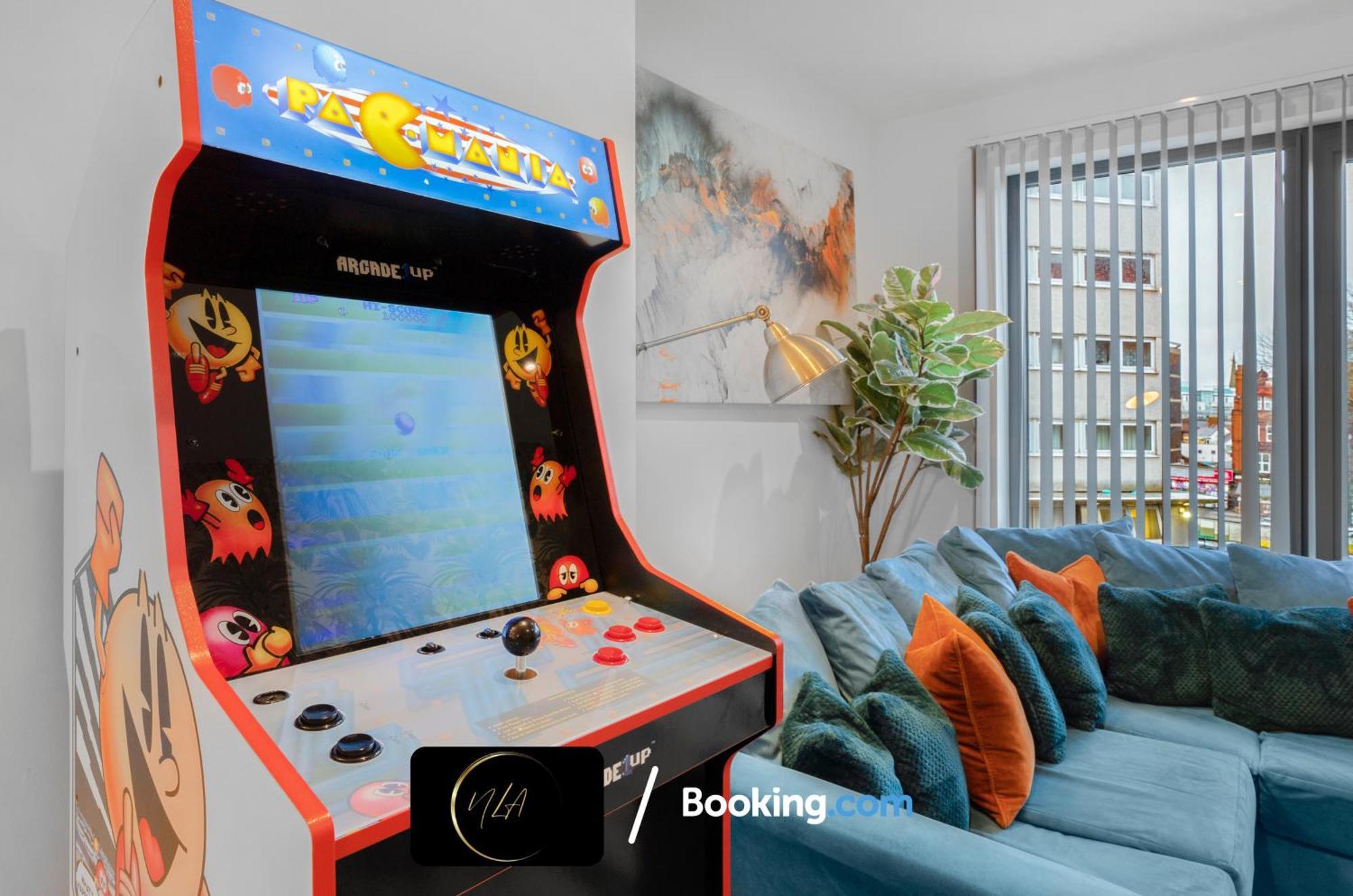 City Centre Apartment With Free Parking, 2 Bathrooms, Netflix And Wifi - Suitable For Contractors And Families - By Noor Luxury Accommodations 버밍엄 외부 사진
