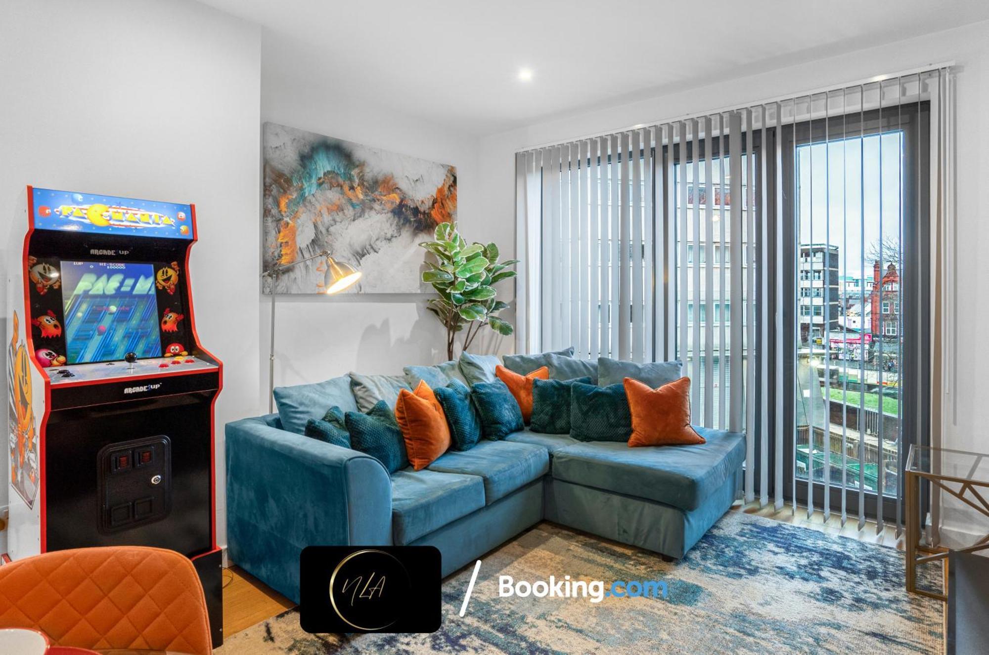 City Centre Apartment With Free Parking, 2 Bathrooms, Netflix And Wifi - Suitable For Contractors And Families - By Noor Luxury Accommodations 버밍엄 외부 사진