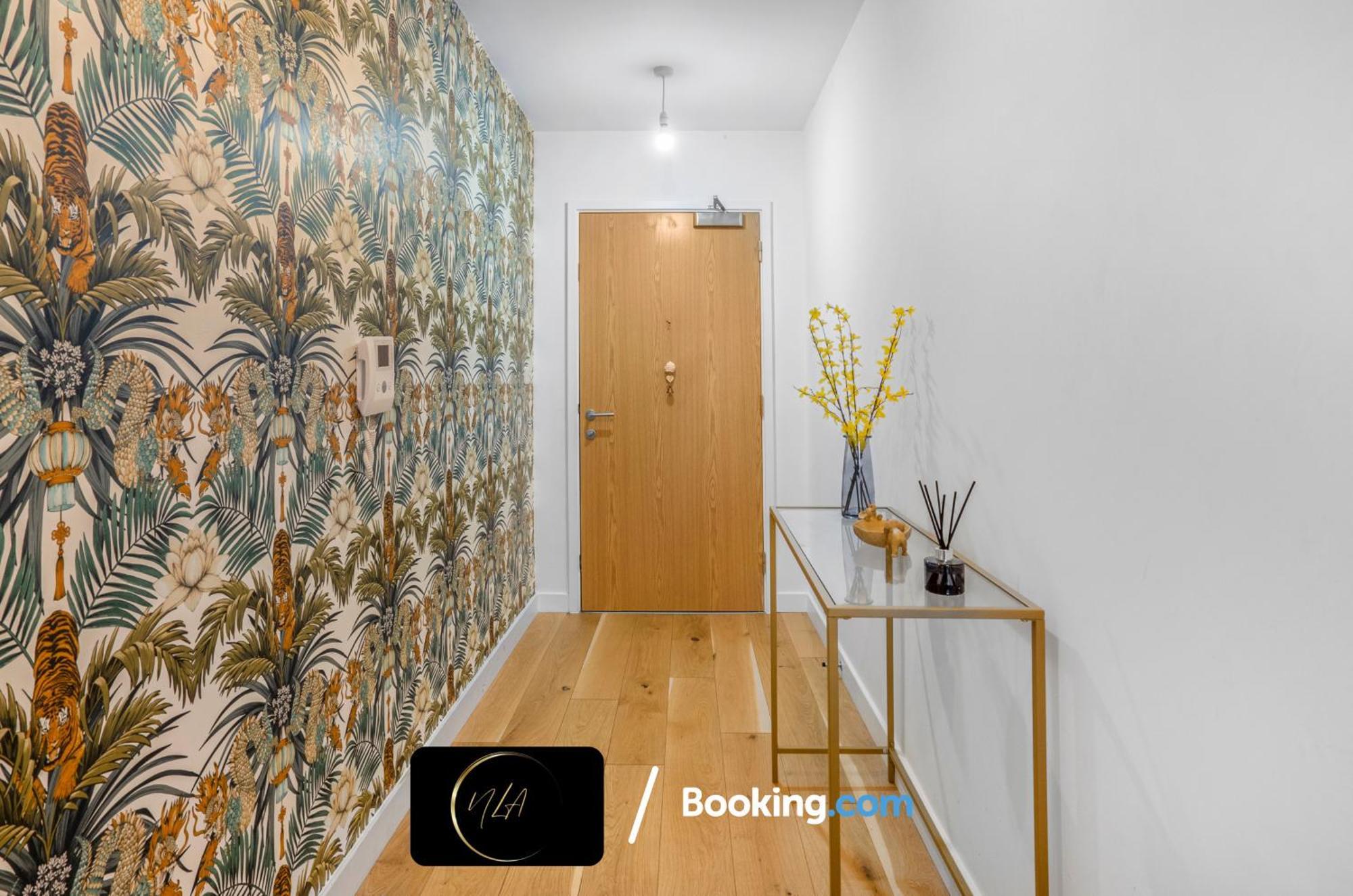 City Centre Apartment With Free Parking, 2 Bathrooms, Netflix And Wifi - Suitable For Contractors And Families - By Noor Luxury Accommodations 버밍엄 외부 사진